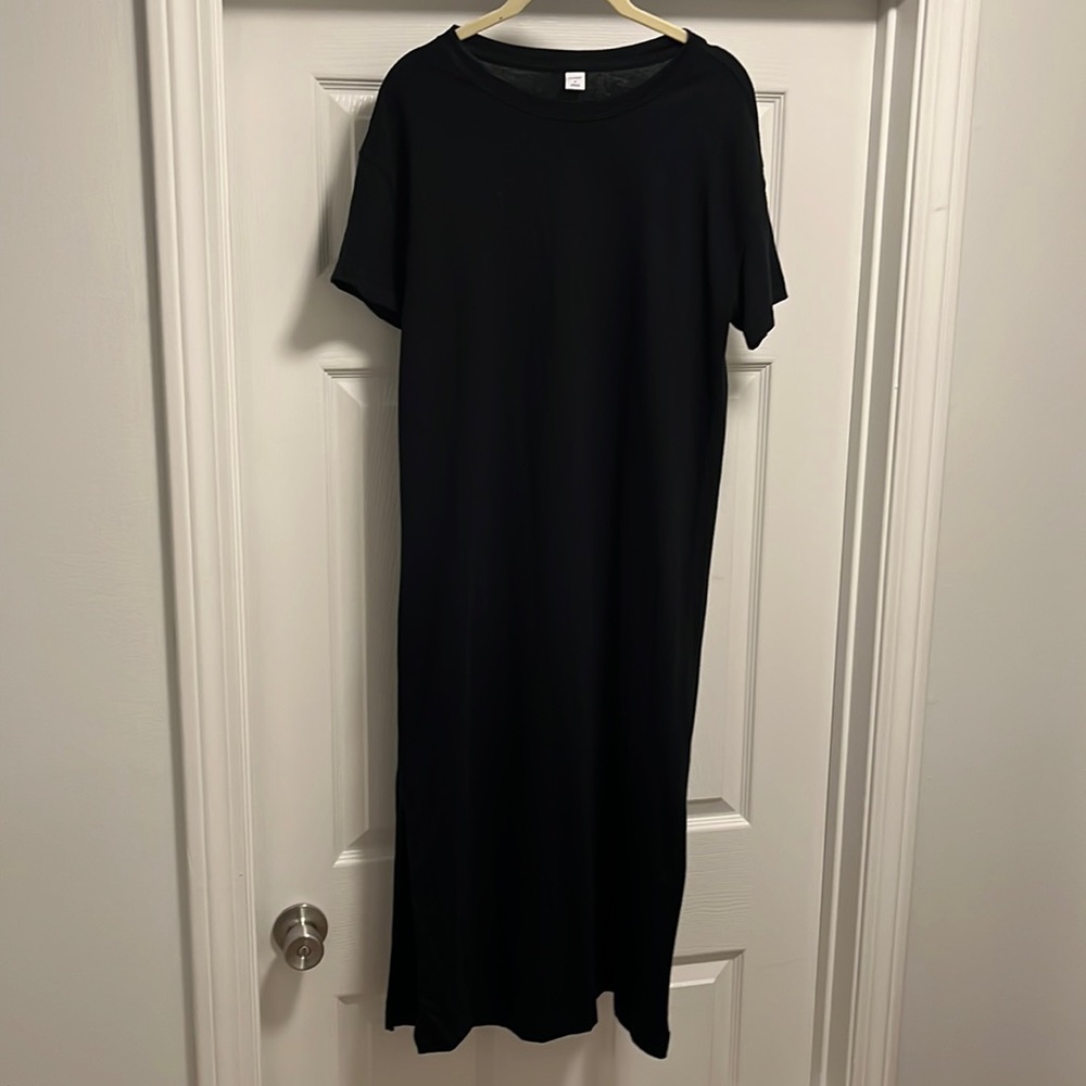 Old Navy Black Midi Dress